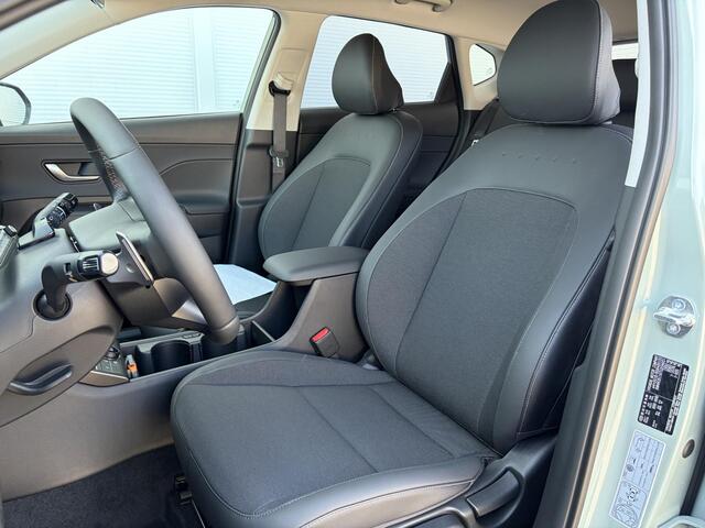 Hyundai Kona 1.6 GDI HEV Comfort Plus ** Nu met 2500,- korting ** Nieuw uit voorraad leverbaar **