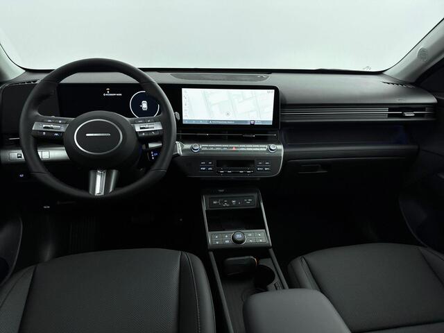 Hyundai Kona 1.6 GDI HEV Premium Sky | 18 inch Lichtmetalen velgen | Panoramisch schuif-/kanteldak | Lederen bekleding | Stoelen met geheugen |
