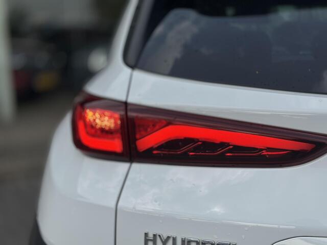 Hyundai Kona EV Fashion Sky 64 kWh | SOH: 96,4% | Dode Hoek Detectie | ACC | Pano | Camera |