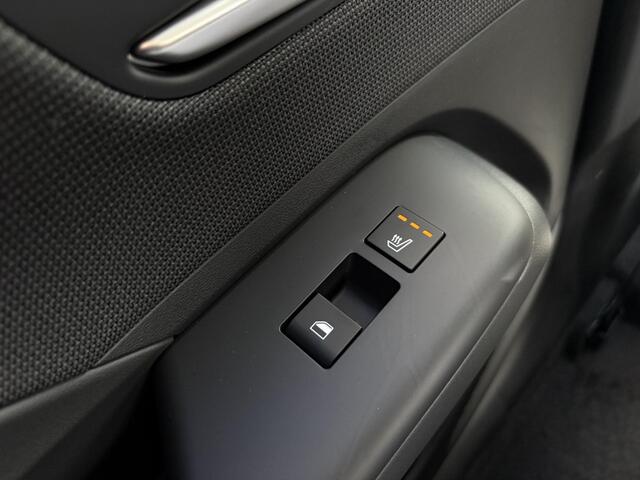 Hyundai Kona 1.6 GDI HEV Premium Sky / ¤ 3000,- Voordeel / Direct Leverbaar / Stoelverkoeling / Stuurverwarming / Stoelverwarming Voor + Achter /