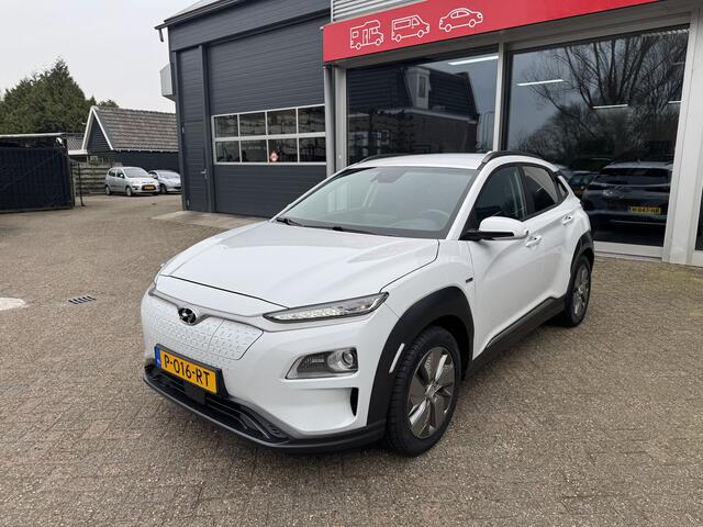 Hyundai Kona EV Fashion 64 kWh Carplay, Cruise, Camera, Parkeersensoren