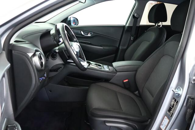 Hyundai Kona EV Comfort 39 kWh / LED / ACC / Navi / CarPlay / Cam