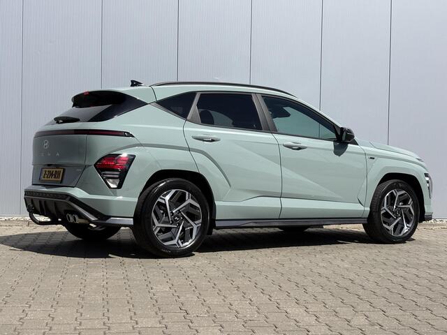 Hyundai Kona 1.6 GDI HEV N Line Sky / Trekhaak met afneembare kogel 1300 kg geremd / Schuif-/kanteldak / Stoel verwarming/verkoeling voor / Stoelverwarming achter / Apple Carplay/Android Auto /