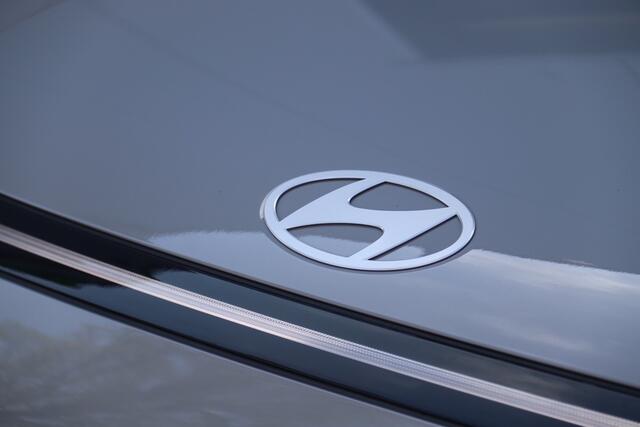 Hyundai Kona 1.6 GDI HEV Comfort Smart, Stuur & Stoelverwarming, Camera, Trekhaak, Navi