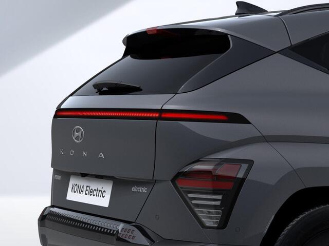 Hyundai Kona Electric Pure Edition Long Range EV 64.8kWh 204pk | STOEL + STUURVERW. | ADAPTIVE CRUISE | CAMERA | APPLE CARPLAY / ANDROID AUTO |