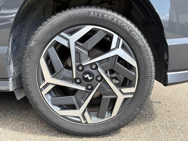 Hyundai Kona 1.6 GDI HEV N Line FULL OPTION| STOELVERWARMING + VENTILATIE| STUURVERWARMING| ELEK. STOEL| ELEK. ACHTERKLEP| ADAPTIVE CRUISE CONTROL| 360 CAMERA | ALL SEASON BANDEN |
