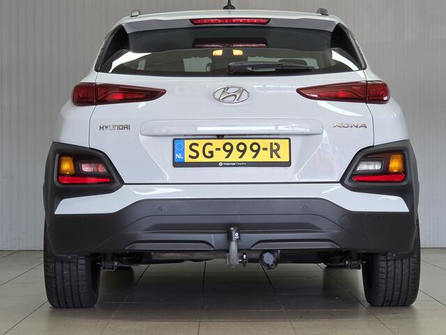 Hyundai Kona 1.0T Comfort/ Trekhaak/ Camera/ Apple + Android/ DAB+/ Clima/ Cruise/ Elek. pakket/ Isofix/ Bluetooth/ Armsteun/ Multi. LEDER. Stuur/ Mistl./ Dakrails.