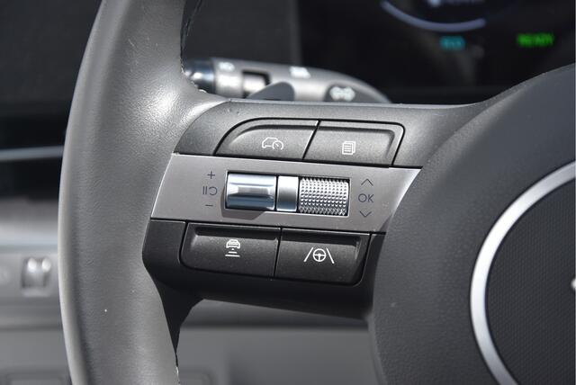 Hyundai Kona 1.6 GDI HEV Premium Sky