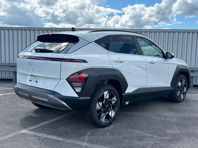 Hyundai Kona 1.6 GDI HEV Comfort Smart / ¤4500,- Voordeel / Direct Leverbaar / Navigatie / 18" LMV / Adaptieve Cruise Control / Parkeersensoren voor en achter /