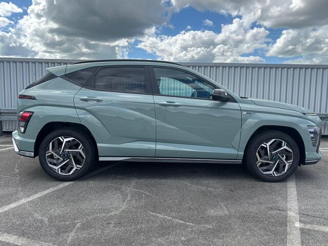 Hyundai Kona 1.6 GDI HEV N Line / ¤4500,- Voordeel / Navigatie / Apple & Android auto / Stuurverwarming / Stoelverwarming Voor + Achter /