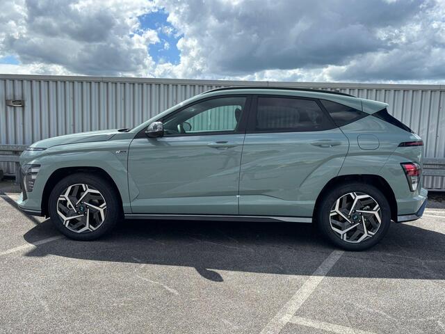 Hyundai Kona 1.6 GDI HEV N Line / ¤4500,- Voordeel / Navigatie / Apple & Android auto / Stuurverwarming / Stoelverwarming Voor + Achter /