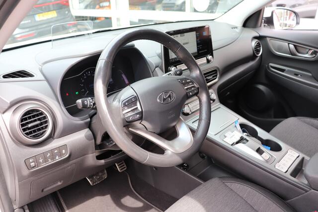 Hyundai Kona EV Comfort Smart 64 kWh Automaat. Navigatie, camera,