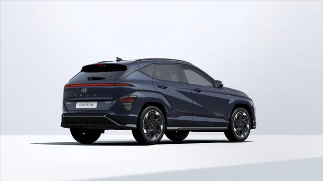 Hyundai Kona N Line Business 64.8 kWh Long Range / ¤ 1.500 Voordeel op de nieuwprijs / Prijs is rijklaar / Direct uit voorraad leverbaar / Navigatie / Adaptive Cruise Control / Climate Control / N-Line interieur & Exterieur accenten / 18" LMV /