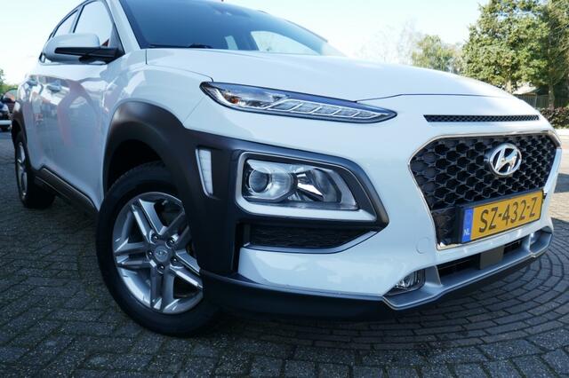 Hyundai Kona 1.0T FASHION 120 PK TREKHAAK/CAMERA/CLIMA/HUP