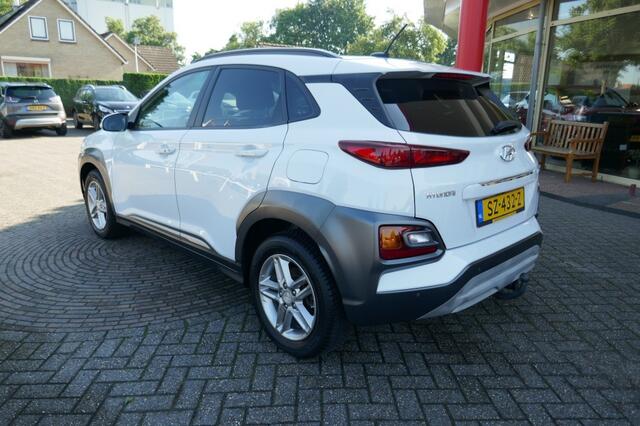 Hyundai Kona 1.0T FASHION 120 PK TREKHAAK/CAMERA/CLIMA/HUP