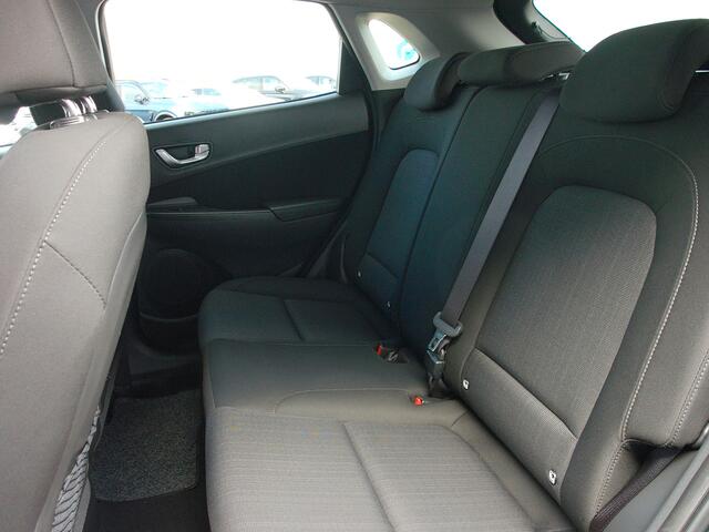 Hyundai Kona 1.6 GDI HEV Fashion, Trekhaak / LED / Krell Audio / HUD / Camera + Sensoren / Adaptive Cruise