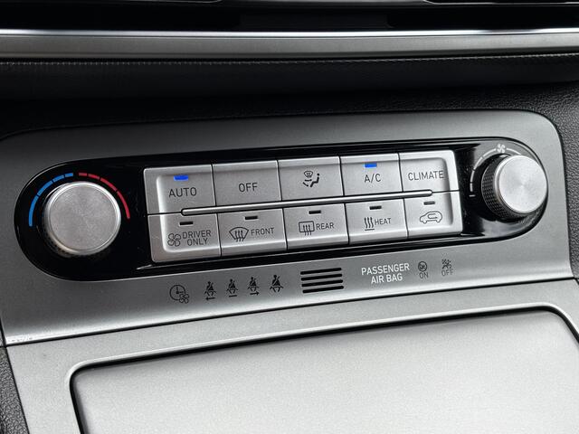 Hyundai Kona EV Fashion 64 kWh / Afneembare Trekhaak / Dealer Onderhouden / Origineel Nederlands / 100% SOH / 3 Fase / Navigatie / Achteruitrijcamera / Parkeersensoren Achter /