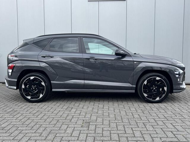 Hyundai Kona Electric N Line Edition 65.4 kWh / 1e eig / 19" Lm / Navigatie / NL auto / Fabrieksgarantie t/m 06-2031 /