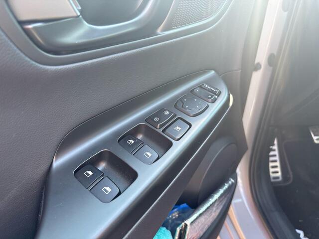 Hyundai Kona 1.0 T-GDI N Line | Stoelventilatie & Verwarming | Elek. Verstelbare Stoel | Dodehoeksensoren | Camera |