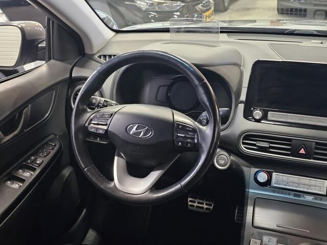 Hyundai Kona EV Comfort 64 kWh | Adaptieve cruise | Leer | Stoelverwarming