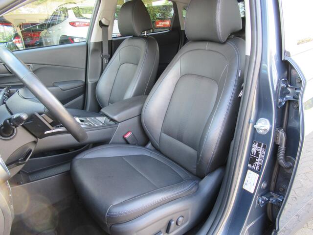 Hyundai Kona EV Premium 64 kWh | 3 fase | warmtepomp 1e eigen | full option! | leder | head-up | elektr.stoelen| adpt.cruise