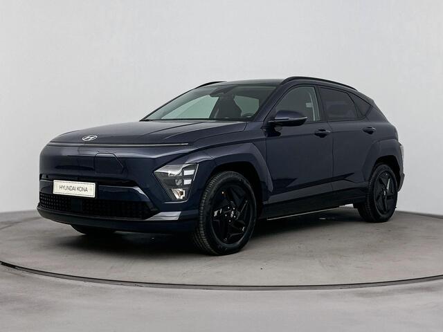 Hyundai Kona Electric Long Range Pure Edition 64.8 kWh | Apple Carplay/Android Auto | Lichtmetalen velgen 5-spaaks 17" N | Navigatiesysteem full map | Stoel -en stuurverwarming