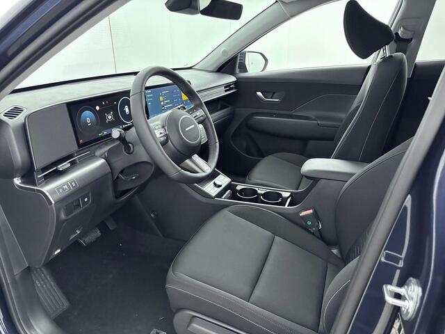 Hyundai Kona Electric Long Range Pure Edition 64.8 kWh | Apple Carplay/Android Auto | Lichtmetalen velgen 5-spaaks 17" N | Navigatiesysteem full map | Stoel -en stuurverwarming