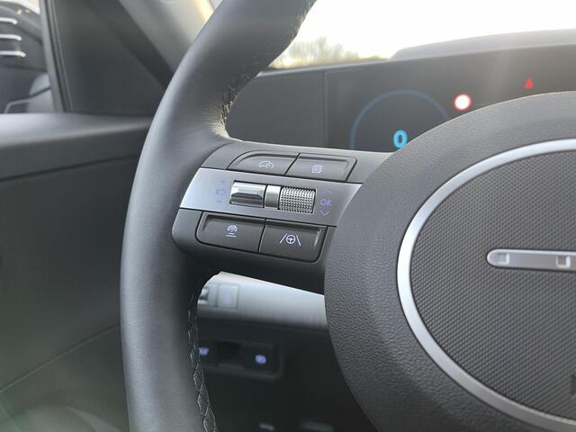 Hyundai Kona Electric Comfort Smart 64.8 kWh met Dodehoek Detectie!