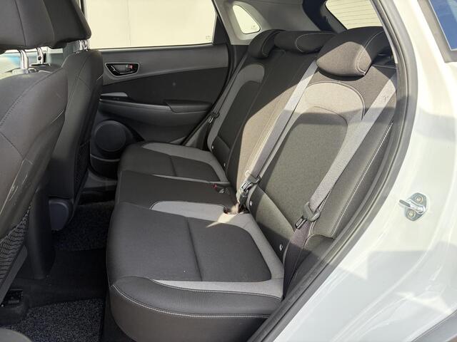 Hyundai Kona 1.6 GDI HEV Fashion / Trekhaak (1300 KG) / Achteruitrijcamera / Navigatie / Apple Carplay/Android Auto / Adaptieve cruise control