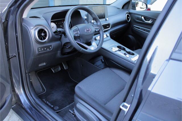 Hyundai Kona EV Fashion 64 kWh |100% SoH|dealer onderhouden|stoelverwarming|