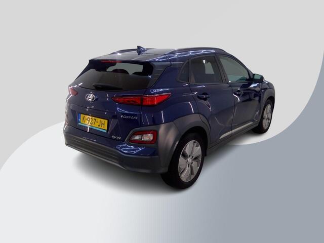 Hyundai Kona EV Fashion 64 kWh | SOH 100% | Navigatiesysteem | Parkeersensoren |