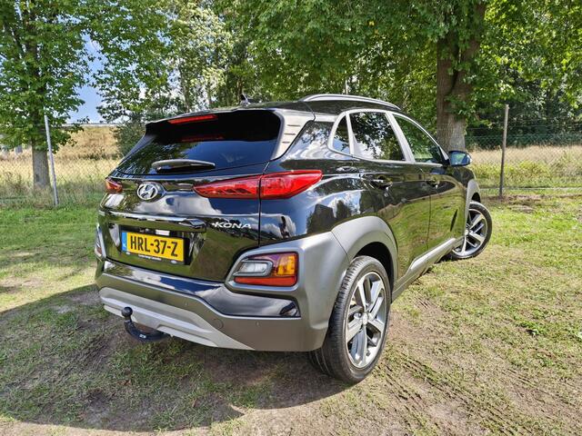 Hyundai Kona 1.6 T-GDI Fashion AUTOMAAT | CLIMA| NAVI | CRUISE | TREKHAAK | STOEL VW |