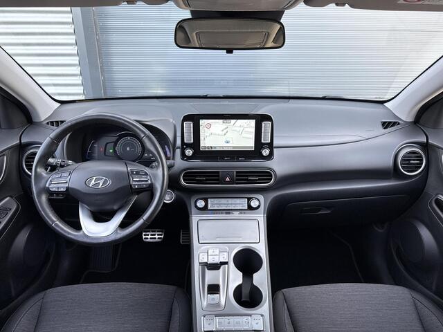 Hyundai Kona EV Comfort 39 kWh ?SOH 92.1% ?Accugarantie ?Navigatie ?Camera ?Apple CarPlay & Android Auto ?Stuur- Stoelverwarming ?Climate ?Cruise
