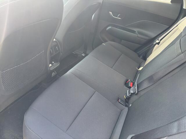 Hyundai Kona Electric Comfort Smart 65.4 kWh Trekhaak / All-Seasons / Vehicle to Load