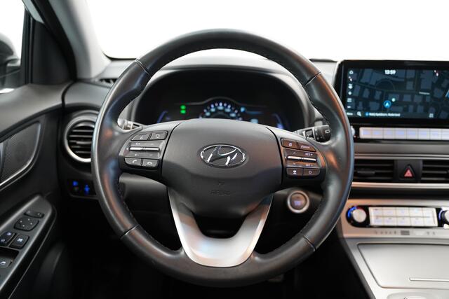 Hyundai Kona EV Comfort 64 kWh 3-Fase Warmtepomp Two-Tone Adaptive-Cruise Navigatie