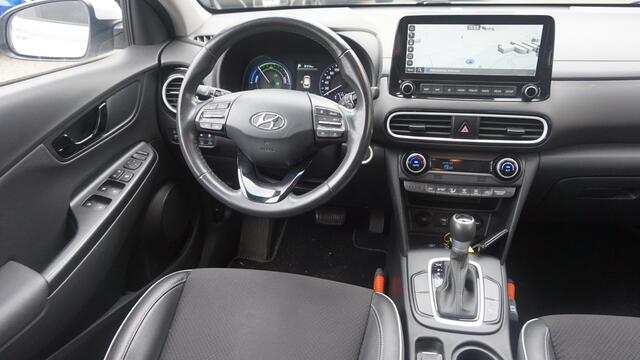 Hyundai Kona 1.6 GDI HEV Trekhaak | Navigatie | Keyless | Rijklaarprijs incl beurt/Bovag garantie