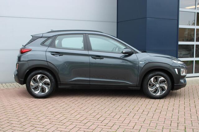 Hyundai Kona 1.6 GDI HEV Comfort Smart HYBRIDE-TREKHAAK-CARPLAY