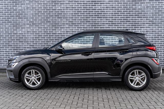 Hyundai Kona 1.0 T-GDI 120 Comfort | Achteruitrijcamera | Parkeersensoren | Airco | Cruise Control | Apple Carplay | Android Auto | DAB | Lichtmetalen Velgen 16 inch