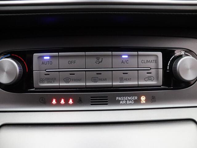 Hyundai Kona EV Limited 64 kWh Apple Carplay/Android Auto | Climate