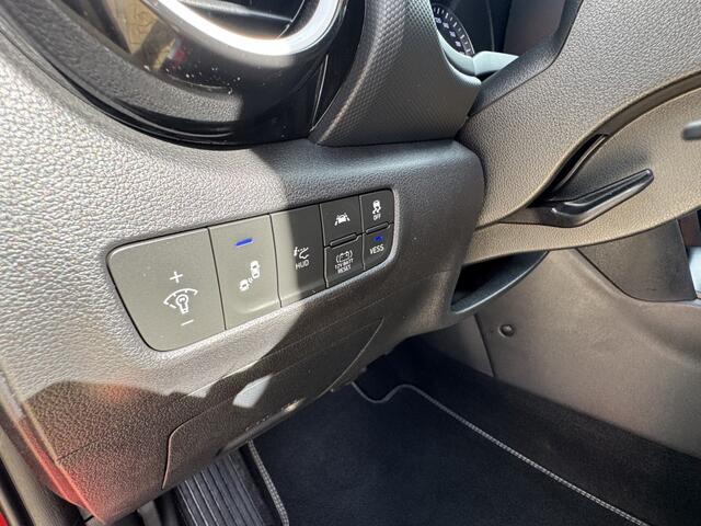Hyundai Kona 1.6 GDI HEV Premium