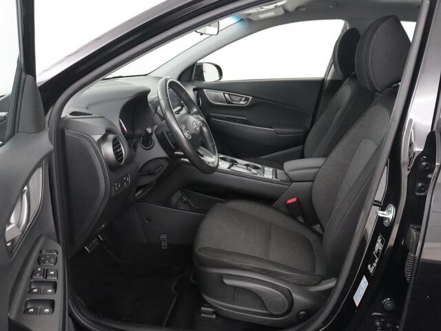 Hyundai Kona EV Comfort 64 kWh SOH 94% | Climate Control | Camera | Cruise Control | DAB+ | Lichtmetalen Velgen