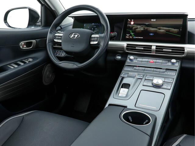 Hyundai NEXO FCEV Plus Pack (INCL-BTW) (WATERSTOF) *PANO | NAPPA-FULL-LEATHER | NAVI-FULLMAP | ADAPT.CRUISE | FULL-LED | KEYLESS | DAB | KRELL-AUDIO | DIGI-WIDESCREEN-COCKPIT | SURROUND-VIEW | SHIFT-PADDLES | COMFORT-