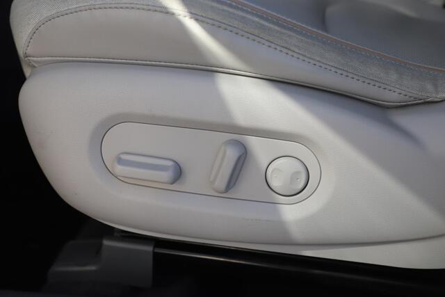 Hyundai NEXO FCEV Plus Pack Panoramadak Leder Navigatie Achteruitrijcamera Nette auto!