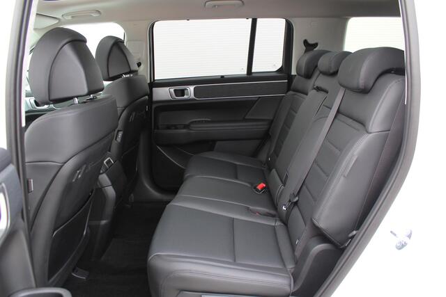 Hyundai SANTA FE 1.6 T-GDI HEV Premium Sky 7p. / Nieuw Te Bestellen / Navigatie + Apple Carplay/Android Auto / Lederen Bekleding / Elektrisch Schuif-/Kanteldak / Keyless Entry & Start /