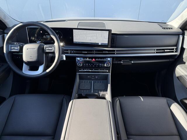 Hyundai SANTA FE 1.6 T-GDI HEV Premium 7p. / Trekhaak Afneembaar 1.110 KG / Leder / Stoelverkoeling & Verwarming / 360 Camera / Adaptive Cruise Control /