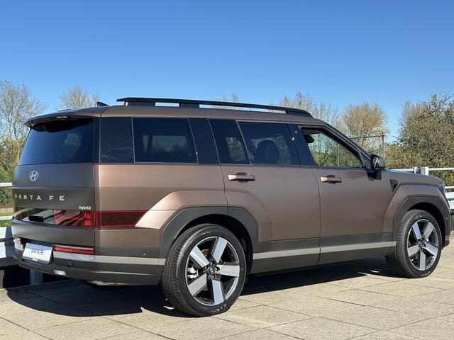 Hyundai SANTA FE 1.6 T-GDI HEV Premium 7p. Nieuw model! Full Hybride met Navigatie, Leder en 7 Persoons Uit voorraad leverbaar!