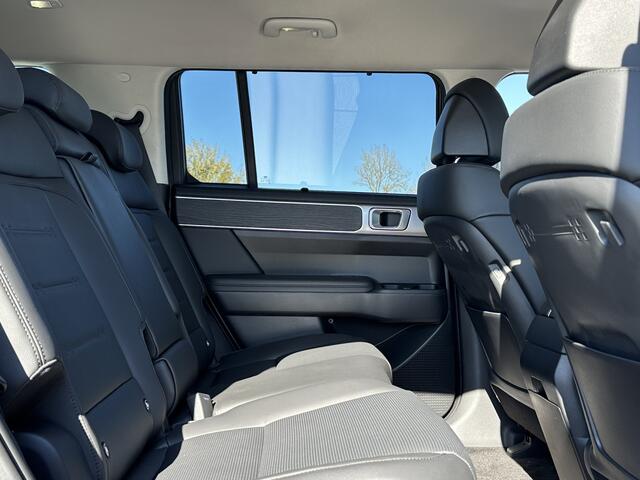Hyundai SANTA FE 1.6 T-GDI HEV Premium 7p. Nieuw model! Full Hybride met Navigatie, Leder en 7 Persoons Uit voorraad leverbaar!
