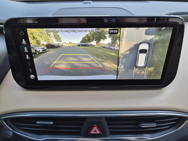 Hyundai SANTA FE 1.6 T-GDI PHEV Plug-in Premium Plus Sky Automaat / Afneembare Trekhaak / HUD / Trekgewicht 1350 kg / Elektrische bedienbare achterklep / Glazen schuif- en kanteldak / Stuur- en Stoelverwarming / Stoelventilatie voor /