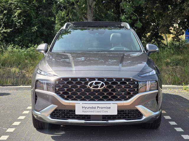 Hyundai SANTA FE 1.6 T-GDI 265PK PHEV Premium Sky 7p. | Lederen bekleding incl memory| Schuifkanteldak | Vierwielaandrijving | 7-persoons | Stoelventilatie & verwarming voor & achter |
