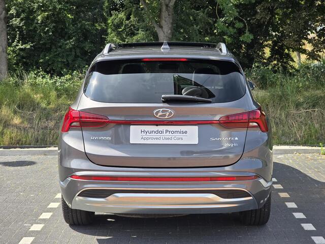 Hyundai SANTA FE 1.6 T-GDI 265PK PHEV Premium Sky 7p. | Lederen bekleding incl memory| Schuifkanteldak | Vierwielaandrijving | 7-persoons | Stoelventilatie & verwarming voor & achter |